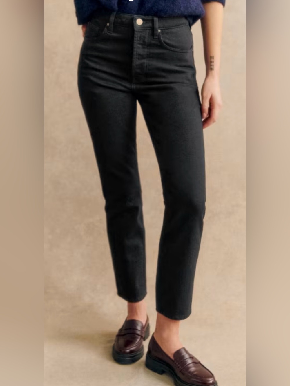 Sezane Black Wash Cropped High-Rise Jeans